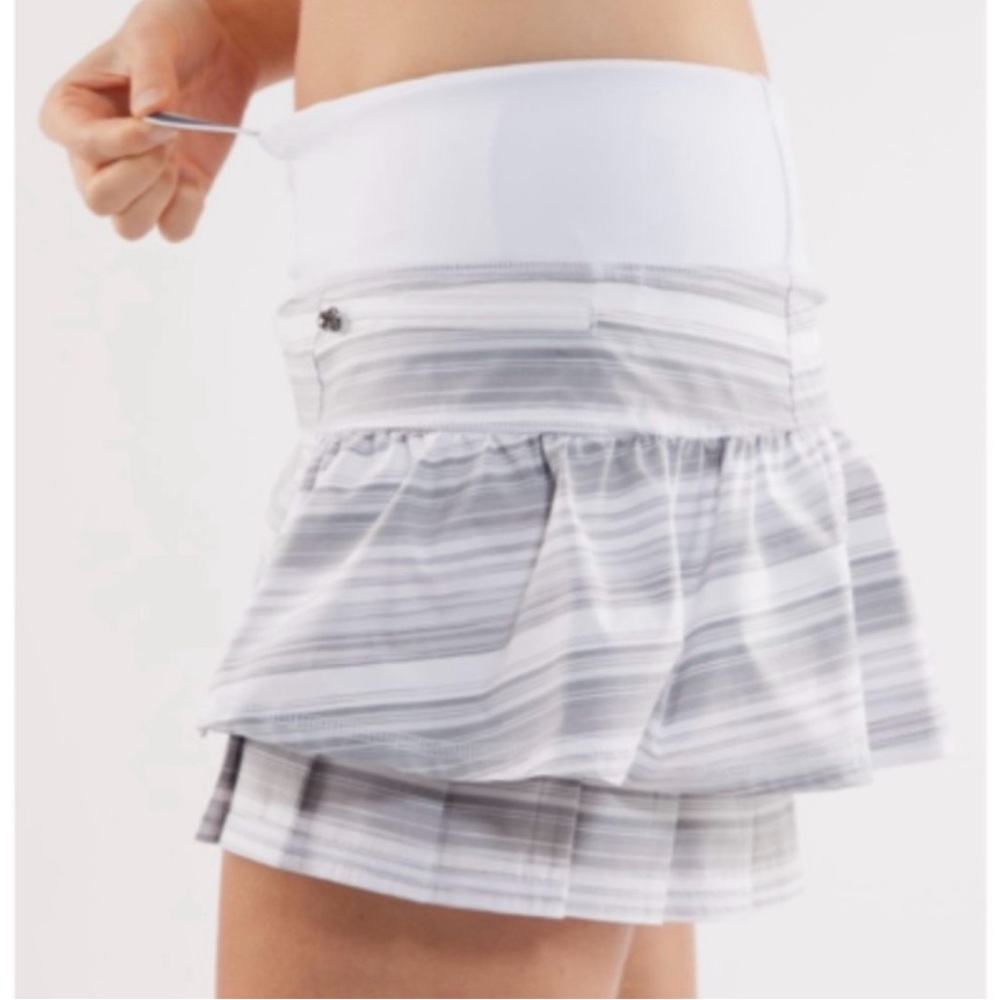 Lululemon Run Your Heart Out skirt size 6 - Picture 2 of 8